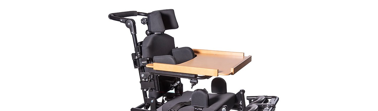 Silla de ruedas postural Hummel con sistema de bipedestación en 3 pasos