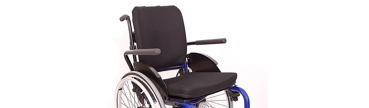 Silla de ruedas de cuadro fijo en aluminio aeronáutico